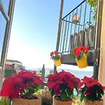 Apartament River View - Lapa District - Your In Lisbon! *