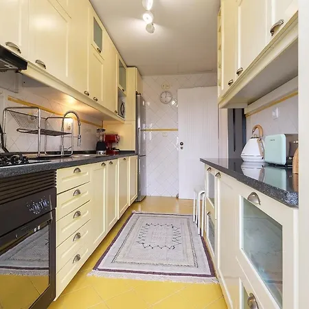 River View - Lapa District - Your In Lisbon! * ליסבון