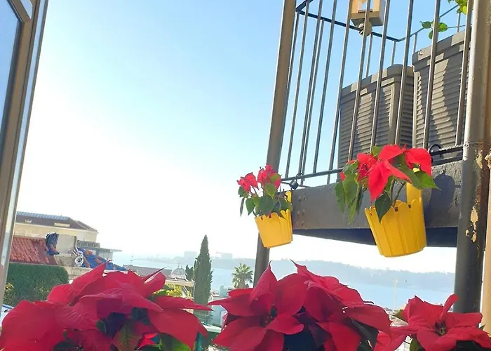 River View - Lapa District - Your In Lisbon! Lizbona