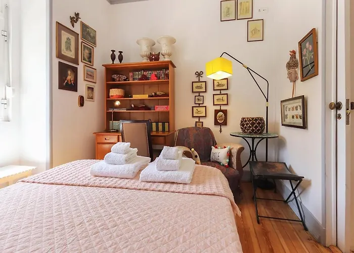 Apartament River View - Lapa District - Your In Lisbon!